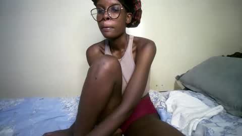 hott_asss online show from May 23, 2:50 am