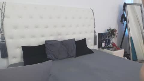 alina online show from March 22, 11:02 am