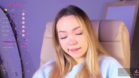 Snapshot of hottease_pvt chatting on January 14, 2:29 am hello Im Eva online show from January 14, 2:29 am