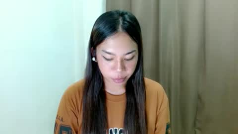 Snapshot of hottescum_intheworld chatting on October 28, 6:39 am nika  online show from October 28, 6:39 am