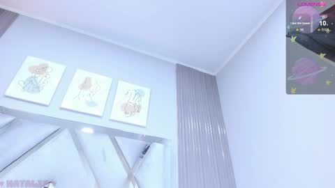 Snapshot of hottest_mature chatting on June 2, 6:43 pm Natalia online show from June 2, 6:43 pm