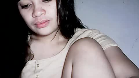 Snapshot of hottie_asianbabe chatting on July 2, 11:33 pm Leen online show from July 2, 11:33 pm