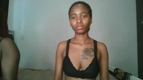Snapshot of hottie_mistie chatting on June 9, 6:14 am hottie_mistie online show from June 9, 6:14 am