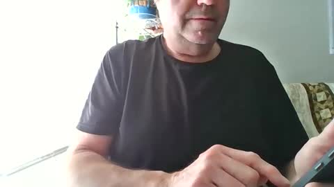 Snapshot of hottop_1981 chatting on March 1, 4:53 pm Hottop 1981 online show from March 1, 4:53 pm