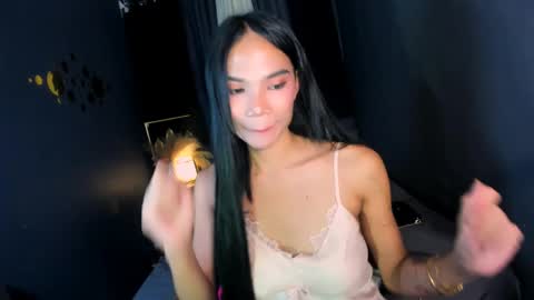 Snapshot of hotty_jane chatting on May 27, 1:57 am Hi i am Jane half vietnamese and half pinay and would like to meet good person here XOXO online show from May 27, 1:57 am