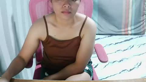 hottypinay300716 online show from June 16, 2:47 am