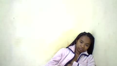 hotvanessa98 online show from May 30, 1:35 am