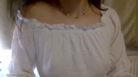 Snapshot of hotwinterxx chatting on February 17, 10:03 pm Hotwixx online show from February 17, 10:03 pm