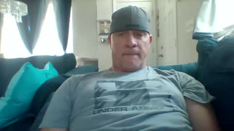 Snapshot of hotyummycock69 chatting on September 18, 5:59 pm hotyummycock69 online show from September 18, 5:59 pm