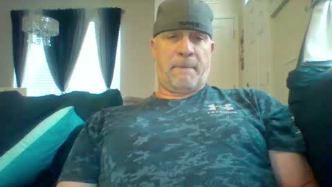Snapshot of hotyummycock69 chatting on October 11, 2:37 pm hotyummycock69 online show from October 11, 2:37 pm