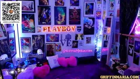 Snapshot of house_of_g1 chatting on February 16, 11:34 pm G online show from February 16, 11:34 pm