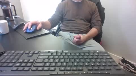 hoverday online show from November 6, 5:25 pm