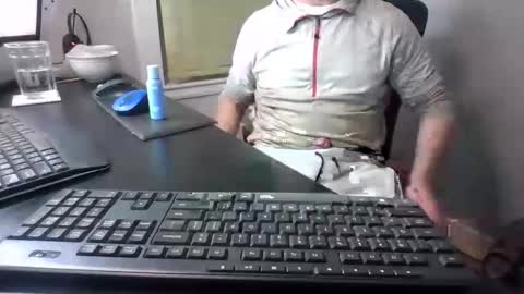 hoverday online show from January 16, 2:59 am