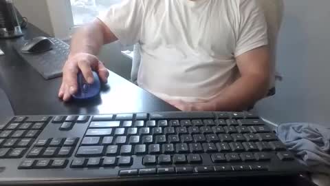 hoverday online show from April 16, 1:45 pm