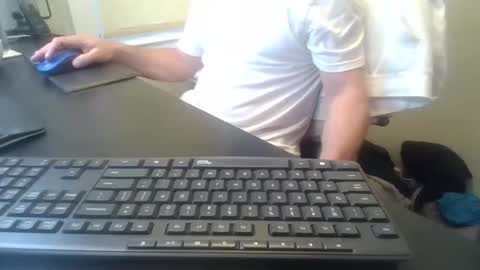 Snapshot of hoverday chatting on May 29, 7:34 pm hoverday online show from May 29, 7:34 pm