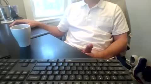 Snapshot of hoverday chatting on June 3, 7:41 pm hoverday online show from June 3, 7:41 pm