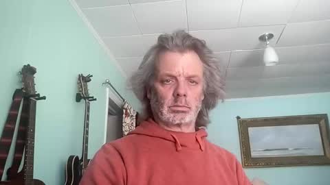 Snapshot of howlingatnothing chatting on February 8, 7:50 pm howlingatnothing online show from February 8, 7:50 pm