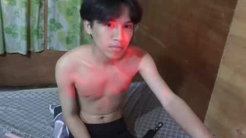 hrdfvcker_james online show from May 31, 7:15 pm
