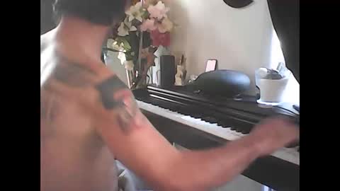 Snapshot of hubeer chatting on June 1, 12:07 pm hubeer online show from June 1, 12:07 pm