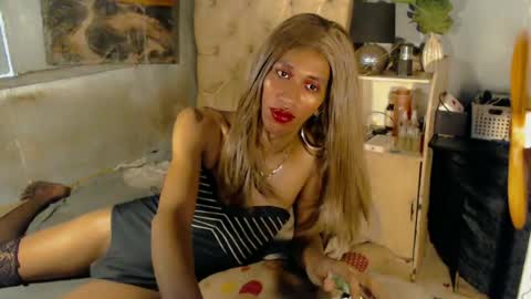hugecock_caramel online show from July 2, 4:29 am