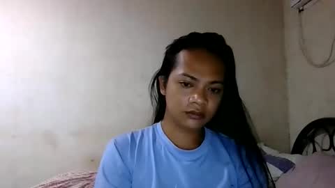 hugecockasian33 online show from June 2, 12:51 pm