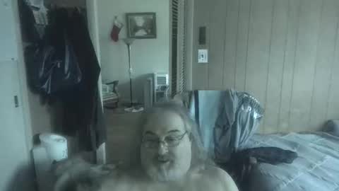 lonely huggy bear online show from April 8, 2:39 pm