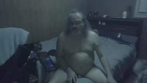 lonely huggy bear online show from April 18, 10:19 am