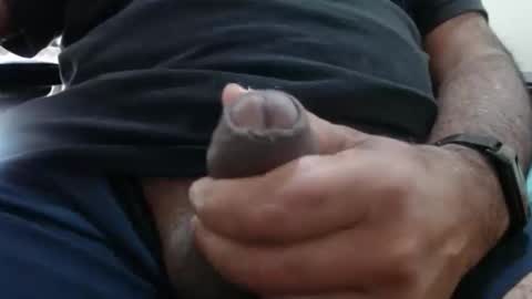 Snapshot of hugo_bulls chatting on November 15, 12:52 am HunkyLover online show from November 15, 12:52 am