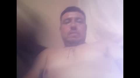 Snapshot of hugopaqui57 chatting on February 24, 7:33 am hugopaqui57 online show from February 24, 7:33 am