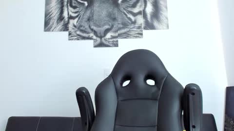 Eli online show from October 30, 3:13 pm