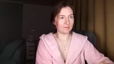 Snapshot of humpygrey chatting on April 13, 5:51 pm HumpyGrey online show from April 13, 5:51 pm
