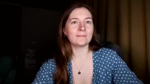 Snapshot of humpygrey chatting on April 15, 5:42 pm HumpyGrey online show from April 15, 5:42 pm