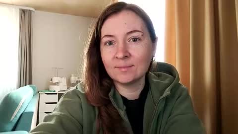 Snapshot of humpygrey chatting on April 27, 6:00 am HumpyGrey online show from April 27, 6:00 am
