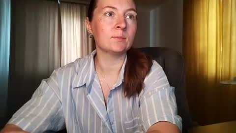 Snapshot of humpygrey chatting on July 6, 5:15 am HumpyGrey online show from July 6, 5:15 am