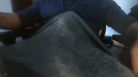 hung568854 online show from March 31, 3:12 pm