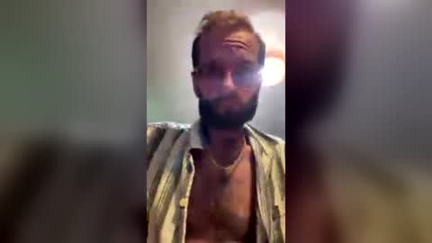Snapshot of hung_hard_spun chatting on June 20, 3:59 pm hung_hard_spun online show from June 20, 3:59 pm