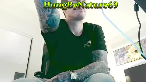 HungByNature69 online show from March 13, 8:32 am