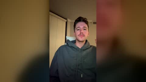 hungjohn222 online show from March 28, 1:38 am