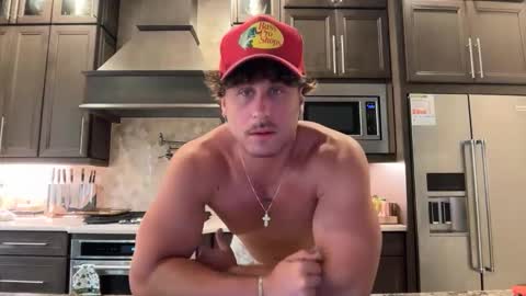 hungkingg22 online show from May 22, 3:39 pm
