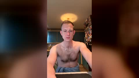Snapshot of hungteasex chatting on April 30, 6:31 am HungTeaseX online show from April 30, 6:31 am