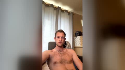 Snapshot of hungteasex chatting on June 10, 5:12 pm HungTeaseX online show from June 10, 5:12 pm