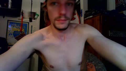 Snapshot of hungtxcock92 chatting on March 11, 8:30 am hungtxcock92 online show from March 11, 8:30 am