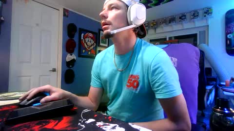 Snapshot of hungtxcock92 chatting on December 18, 12:11 pm hungtxcock92 online show from December 18, 12:11 pm