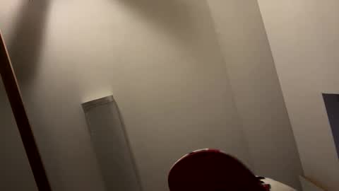 Snapshot of hungyunginbull chatting on May 1, 11:04 am Hungyungbull online show from May 1, 11:04 am