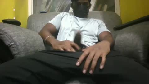 Snapshot of hunk_dominant chatting on March 4, 5:34 pm hunk_dominant online show from March 4, 5:34 pm