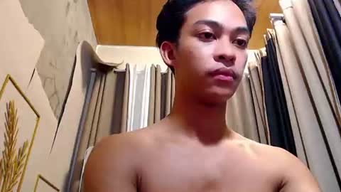 hunk_edward online show from May 27, 7:00 pm