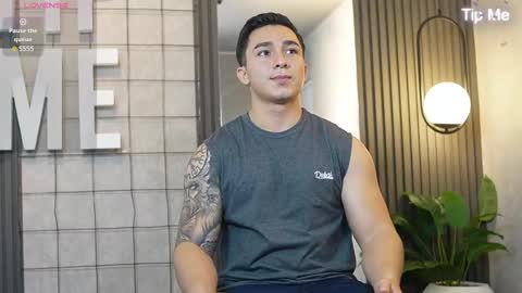 hunk_ryan online show from February 28, 3:26 pm