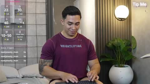 hunk_ryan online show from March 6, 3:13 pm