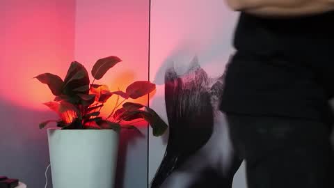 hunk_ryan online show from September 30, 6:24 pm