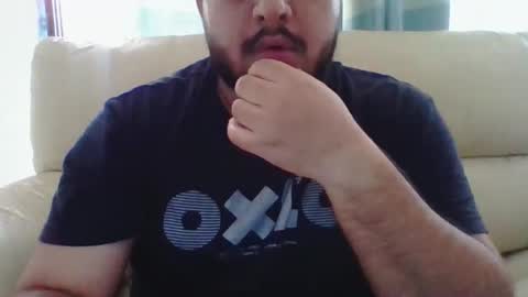 Snapshot of hunkchubby chatting on May 22, 6:20 am chubbyBubby online show from May 22, 6:20 am